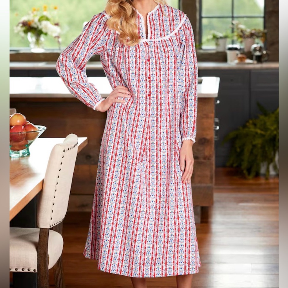 Lanz of Salzburg Flannel Nightgown in The Classic Red and White Pattern